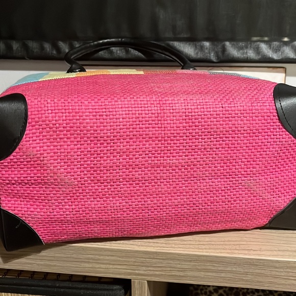 Colourful Weaved Purse/Tote/Carry-All w/Black Faux-leather Straps and Corners - Picture 9 of 9